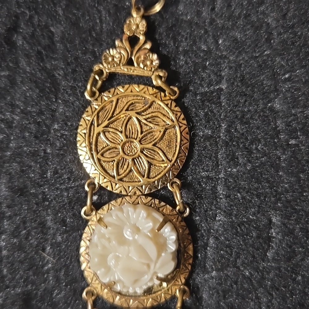 Vtg Goldtone Panel Bracelet - Picture 5 of 11
